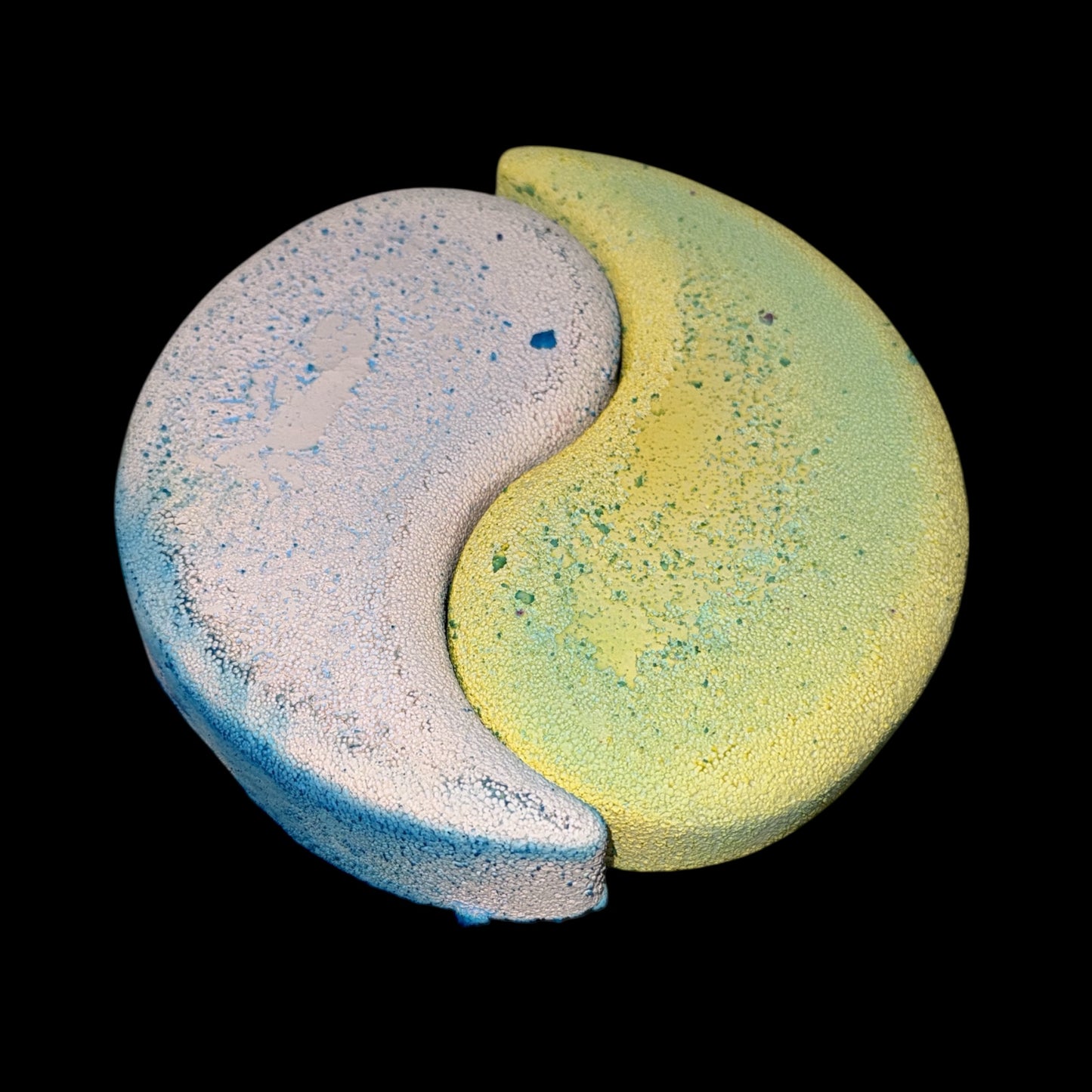 One (1) 2pc Yin and Yang