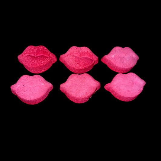 Six (6) Pink Lips